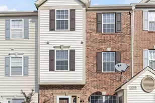 2009 Ripley Point Ct, Odenton, MD 21113 - Photo 1