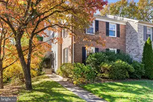 2110 Sandy Ct, Crofton, MD 21114 - Photo 1