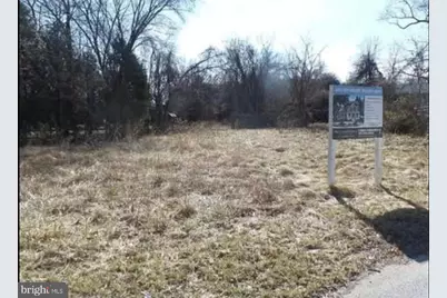 281 Thompson Avenue E, Glen Burnie, MD 21060 - Photo 1