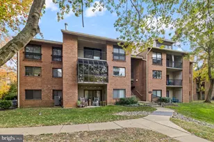 304 Hilltop Ln, Annapolis, MD 21403 - Photo 1