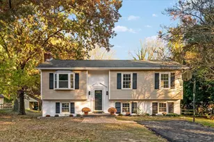 7963 Oak Rd, Pasadena, MD 21122 - Photo 1