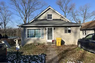 13 Beach Rd, Glen Burnie, MD 21060 - Photo 1