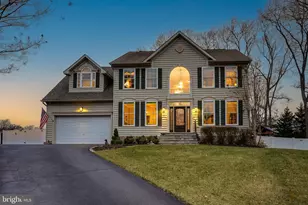 718 Penny Ct, Pasadena, MD 21122 - Photo 1