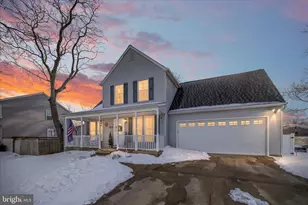 851 N Shore Dr, Glen Burnie, MD 21060 - Photo 1