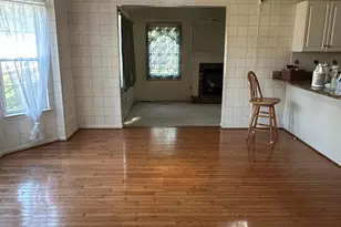 8129 Mountain View Cir, Pasadena, MD 21122 - Photo 3