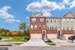 716 Hidden Oak Ln, Glen Burnie, MD 21060 - Photo 1