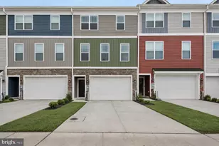 7826 Wolf Run Ln, Severn, MD 21144 - Photo 1