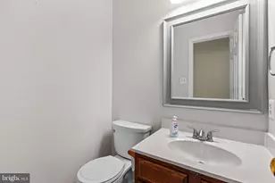 8201 Wapati Ct, Pasadena, MD 21122 - Photo 15