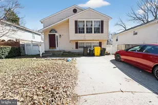 969 10th St, Pasadena, MD 21122 - Photo 1