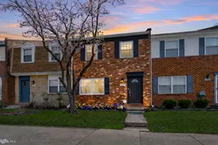 1671 Yorktown Ct, Crofton, MD 21114 - Photo 1