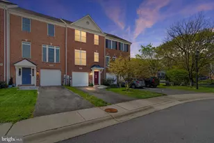 1327 Peppertree Ct, Crofton, MD 21114 - Photo 1