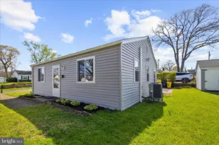 722 Cotter Rd, Glen Burnie, MD 21060 - Photo 1