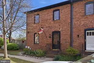 21 City Gate Ln, Annapolis, MD 21401 - Photo 1