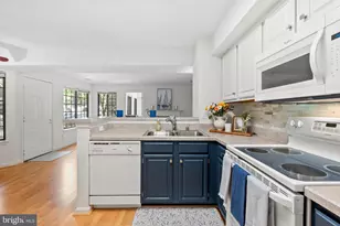 1611 Airy Hill Ct, Crofton, MD 21114 - Photo 1