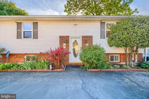 212 Evans St, Glen Burnie, MD 21060 - Photo 1