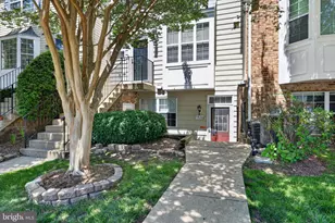 1928 Pawlet Dr, Crofton, MD 21114 - Photo 1