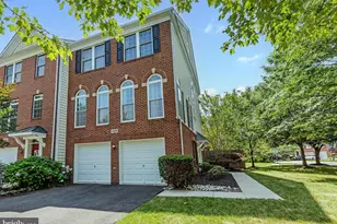 1329 Peppertree Ct, Crofton, MD 21114 - Photo 1