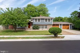 102 Sycamore Rd, Severna Park, MD 21146 - Photo 1