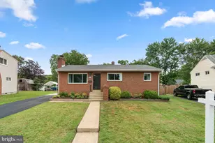 805 Glenview Ave, Glen Burnie, MD 21061 - Photo 1