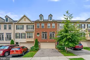 858 Nancy Lynn Ln, Arnold, MD 21012 - Photo 1