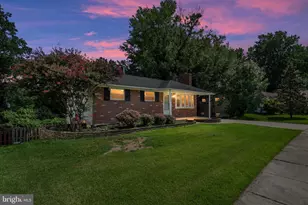 541 Crestpark Dr, Glen Burnie, MD 21061 - Photo 1
