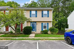 631 Realm Ct W, Odenton, MD 21113 - Photo 1