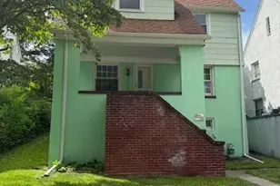 825 Gephart Dr, Cumberland, MD 21502 - Photo 1