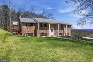 609 Wellington Ln, Cumberland, MD 21502 - Photo 1