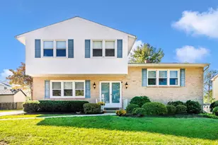 921 Saxon Hill Dr, Cockeysville, MD 21030 - Photo 1