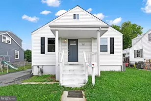 217 Parkwood Rd, Dundalk, MD 21222 - Photo 1