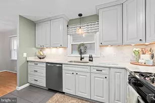 10306 Greenside Dr, Cockeysville, MD 21030 - Photo 1