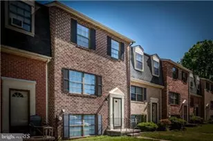 32 Golden Hill Ct, Baltimore, MD 21228 - Photo 1