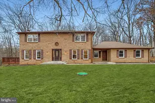 2 Houndstooth Ct, Owings Mills, MD 21117 - Photo 1