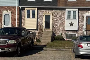 109 Highshire Ct, Baltimore, MD 21222 - Photo 1