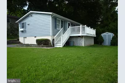 15 University, Catonsville, MD 21228 - Photo 1