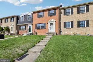 4 Kimball Ridge Ct, Baltimore, MD 21228 - Photo 1