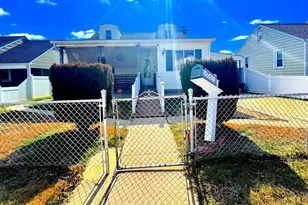 310 Pinewood Rd, Baltimore, MD 21222 - Photo 1