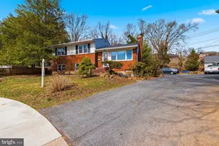 802 Shaw Ct, Towson, MD 21286 - Photo 1