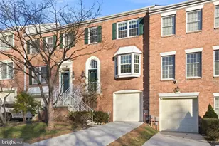 15 Hewetson Ct, Lutherville Timonium, MD 21093 - Photo 1
