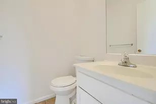 8664 Castlemill Cir, Nottingham, MD 21236 - Photo 17