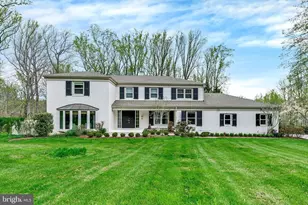 9 Crestline Ct, Owings Mills, MD 21117 - Photo 1