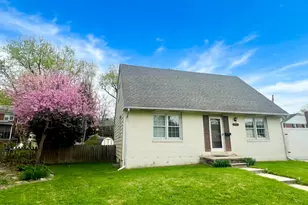 8203 Boman Ct, Towson, MD 21204 - Photo 1