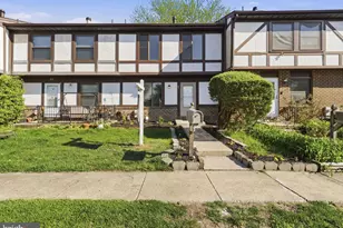 25 Bourbon Ct, Parkville, MD 21234 - Photo 1