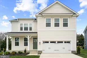 8110 Cyress Point Dr, Rosedale, MD 21237 - Photo 1
