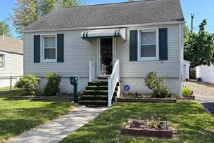 210 Pinewood Rd, Baltimore, MD 21222 - Photo 1
