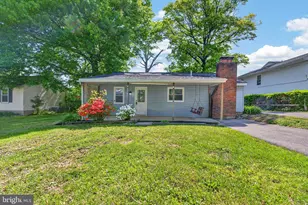 424 Maryland Ave, Catonsville, MD 21228 - Photo 1