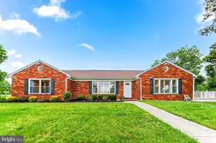 2300 Ravenview Rd, Lutherville Timonium, MD 21093 - Photo 1