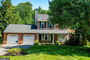 46 Dulaney Hills Ct, Cockeysville, MD 21030 - Photo 1