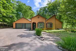 29 Maple Ave, Catonsville, MD 21228 - Photo 1