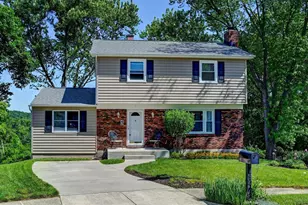 4 Harlow Ct, Cockeysville, MD 21030 - Photo 1